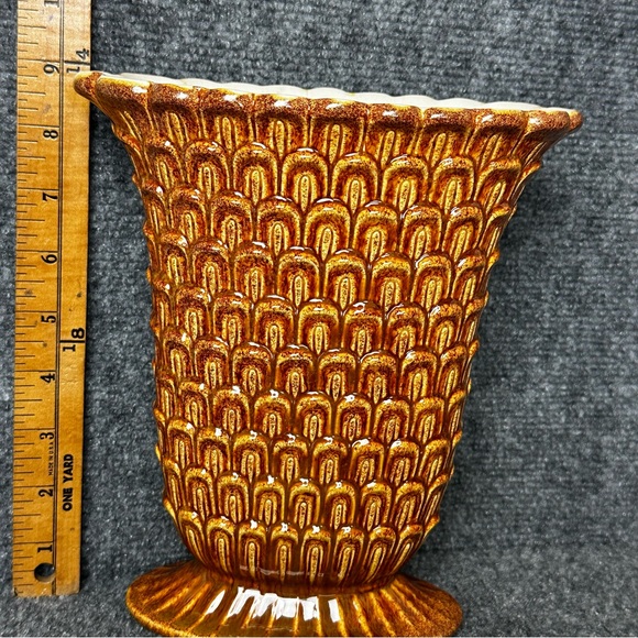 Vintage 1940s Red Wing Pottery footed vase 1157 textured scales brown gold boho - Picture 7 of 10